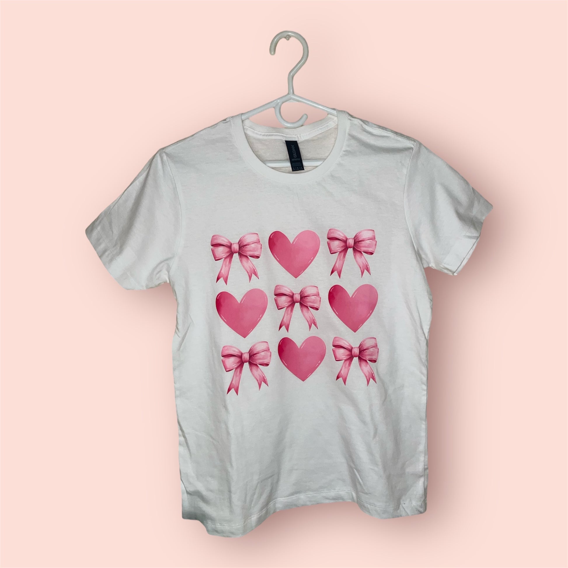 Women's Pink bow T-shirt